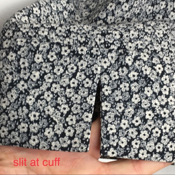 Vintage Floral Print Blouse by ANNA - Picture 3 of 14